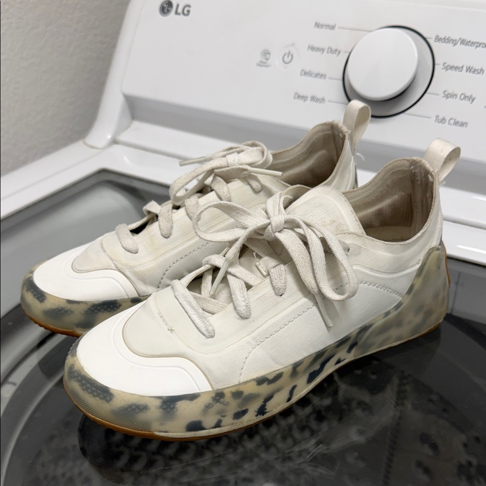 Stella McCarthy Stylish White and leopard sides Women's Sneakers